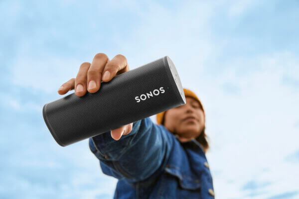 Sonos Roam Mobile Speaker Image 1