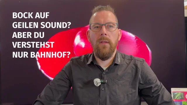 #TechnikKurzErklärt – Folge 2“
Surround Sound? Dolby Atmos?
Klingt cool – aber was macht das eigentlich?
🎧 Surround Sound:
Mitreißender, raumfüllender Klang aus allen Richtungen – durch gezielte Platzierung mehrerer Lautsprecher entsteht ein immersives Sounderlebnis.
🔊 Dolby Atmos:
Ein dreidimensionales Klangerlebnis, bei dem Soundeffekte dank zusätzlicher Höhenkanäle präzise im Raum positioniert werden.
Schon gewusst oder war‘s neu für dich? 
Schreib‘s in die Kommentare oder teile das Video mit jemandem, der auf der Suche nach gutem Sound ist. 
#hifiboehm #technikweltenerleben #technikweltenentdecken #dolbyatmos #surround #kundenverstehen #customerexperience