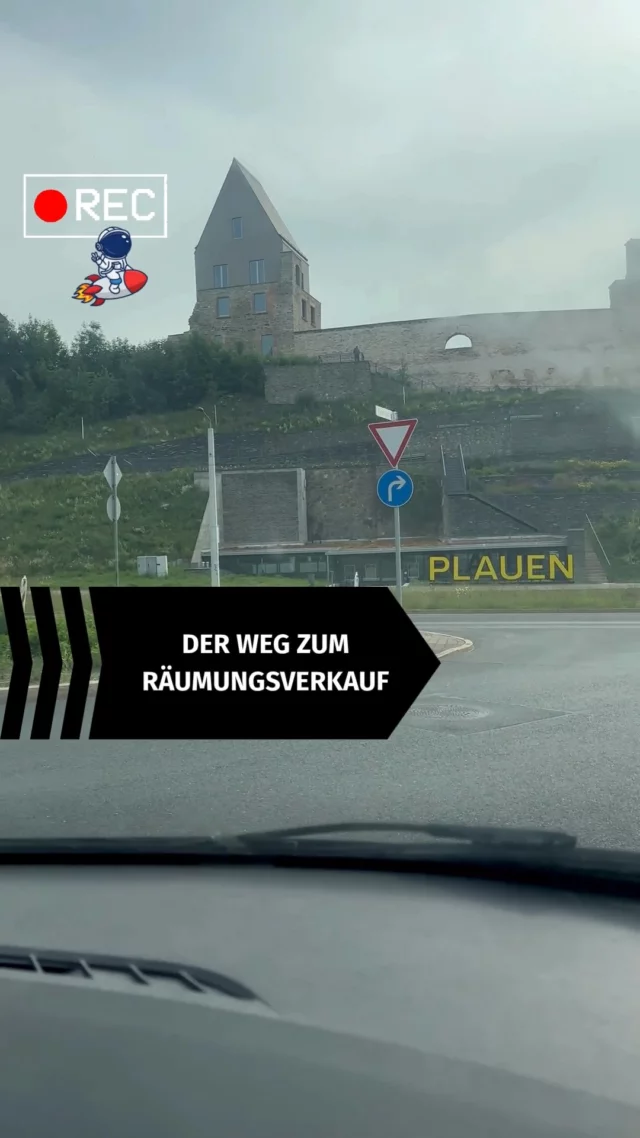 Damit ihr wisst, wo ihr lang müsst, zeigen wir euch den Weg. Wer allein auf Reisen gehen will um neue Technikwelten zu erleben, der lässt sich easy navigieren. Kommt vorbei, vom 12.06. - 14.06.2025 und vom 19.06. - 21.06.2025: Hofer Str 31-33. Technik auswählen, mitnehmen und genießen. Nur solange der Vorrat reicht.
#hifiboehm #technikweltenerleben #technikweltenentdecken #räumungsverkauf #sale #allesmussraus #plauen