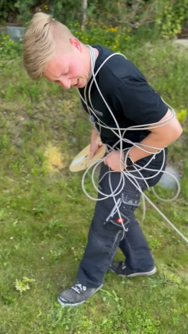 Kein Bock auf Kabelsalat? Das kennen wir! Wir haben DIE Lösung für stundenlangen Hörgenuss ohne dass ihr Kabel verlegen oder mitziehen müsst. Kommt vorbei zu unserem großen Räumungsverkauf in die Hofer Str. 31-33 in Plauen. Nur noch am 19.06. - 21.06.2025. Oder bestellt noch online. Was weg ist, ist weg!
#hifiboehm #technikweltenerleben #technikweltenentdecker #räumunsgverkauf #sale #technik #sonos #move #allesmussraus